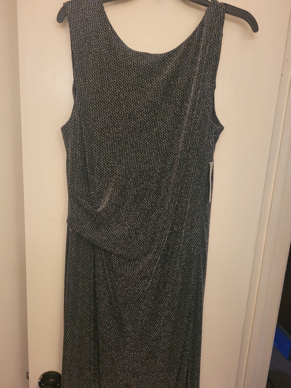 Jessica Howard Black and Silver Sleeveless Sparkle Maxi Dress
